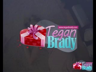 Tegan има перверзен