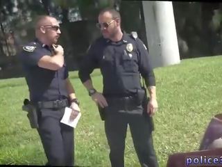 Spille gutt politiet homofil sexy knulling video xxx