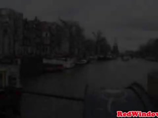 Skutočný holandské pobehlica vychádzky a saje špinavé video výlet chlapec