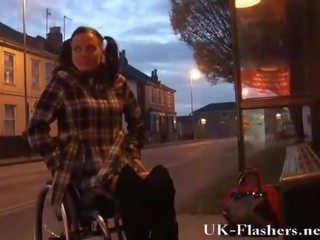 Disabled лія caprice миготливий манда в публічний