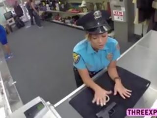 섹시한 경찰 아기 놀이기구 수탉